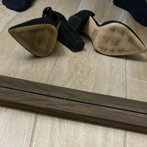 ALDO black velvet heel - Picture 3 of 4